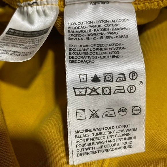 Levi's Men XL Yellow athletic hoodie and sweatpants set. SKU204 - Picture 3 of 8